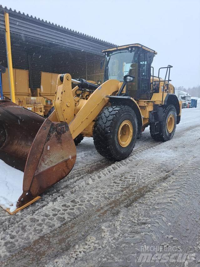CAT 962 Колесни товарачи