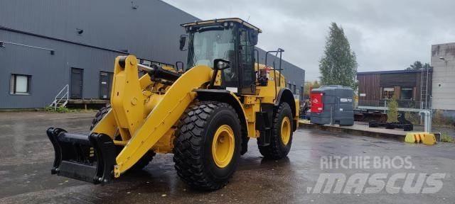 CAT 962M Колесни товарачи
