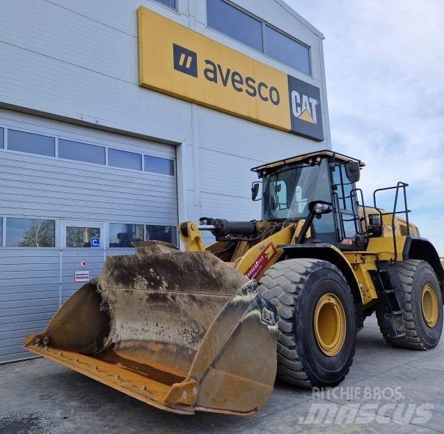 CAT 966 Колесни товарачи
