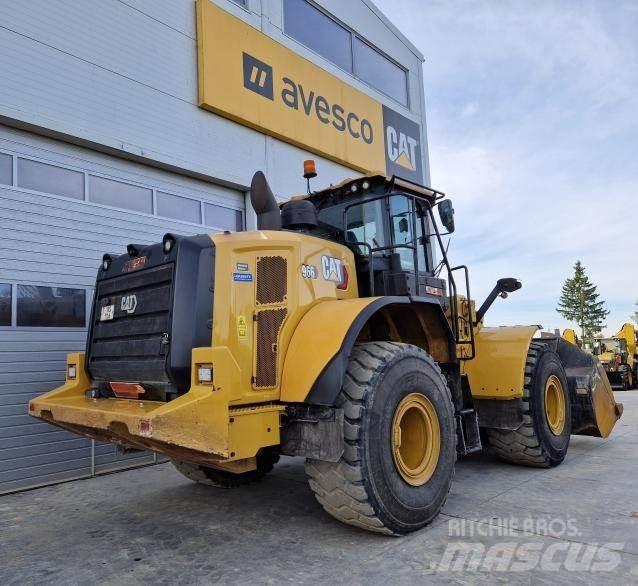 CAT 966 Колесни товарачи