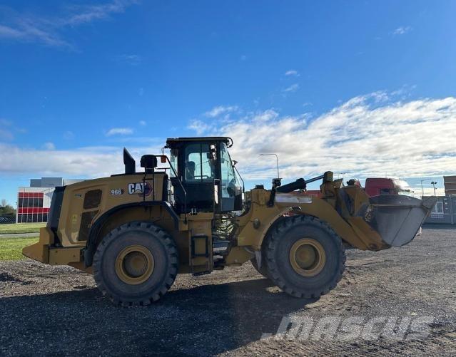 CAT 966 Колесни товарачи