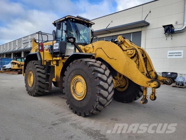 CAT 980 Колесни товарачи