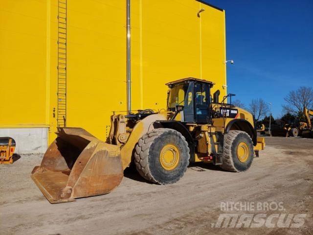 CAT 980M Колесни товарачи