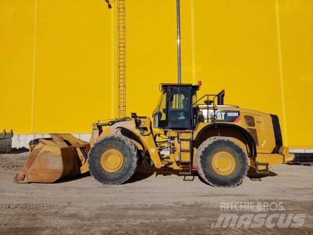 CAT 980M Колесни товарачи