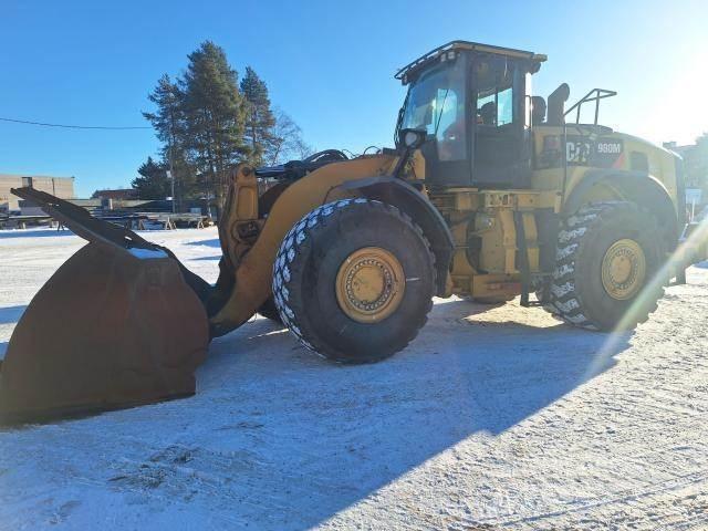 CAT 980M Колесни товарачи