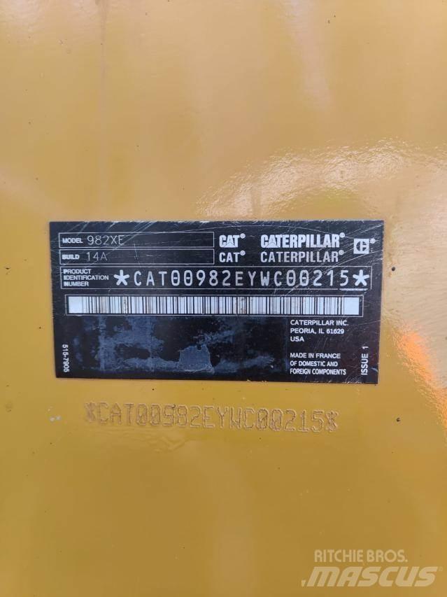 CAT 982XE Колесни товарачи