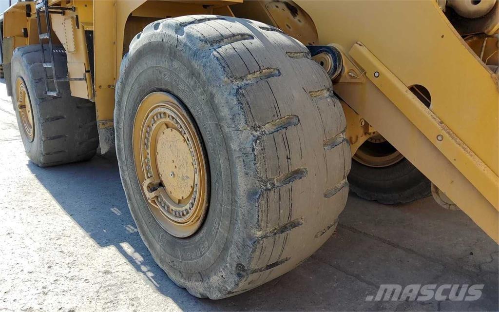 CAT 988K XE Колесни товарачи