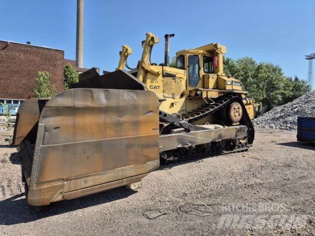 CAT D10N Верижни булдозери
