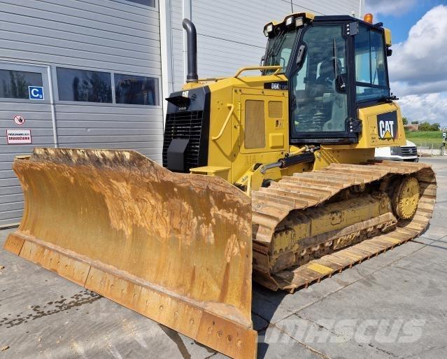 CAT D6K2 Верижни булдозери
