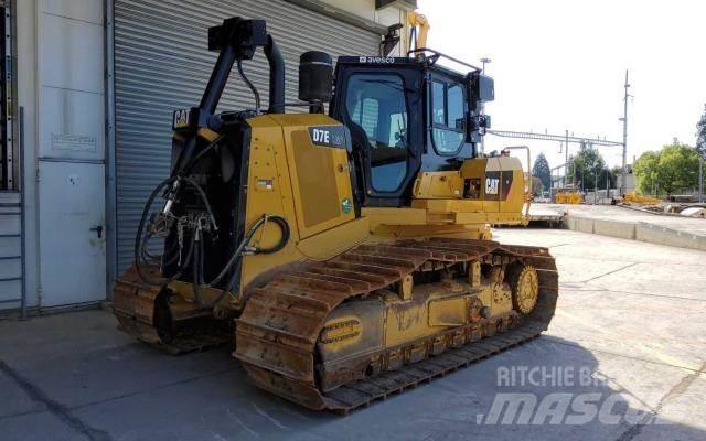 CAT D7E LGP Верижни булдозери
