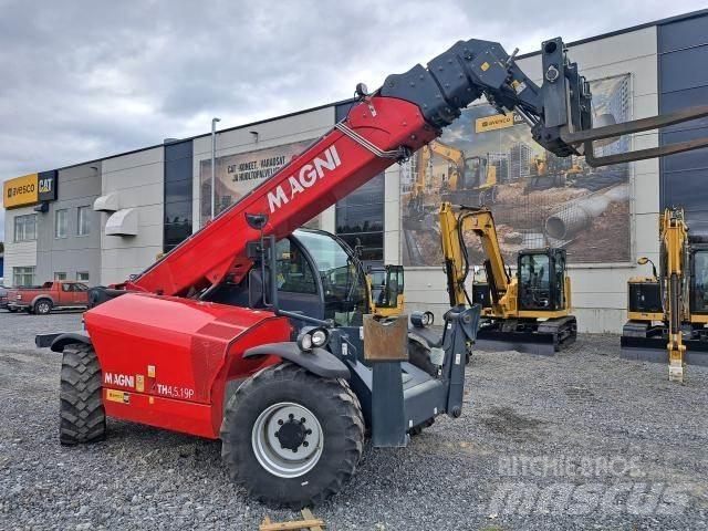 Magni TH4,5.19 Телескопични товарачи