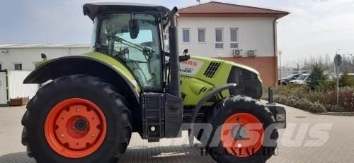 CLAAS Axion 830 Трактори
