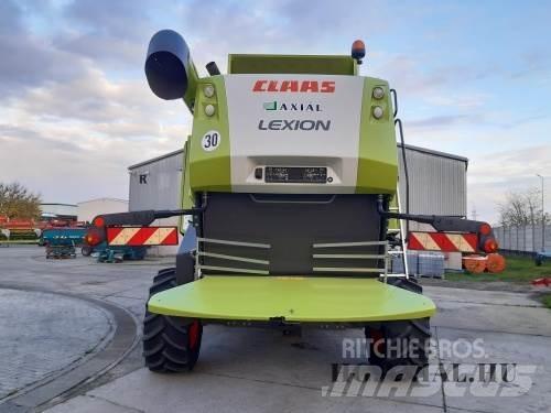 CLAAS Lexion 670 Комбайни