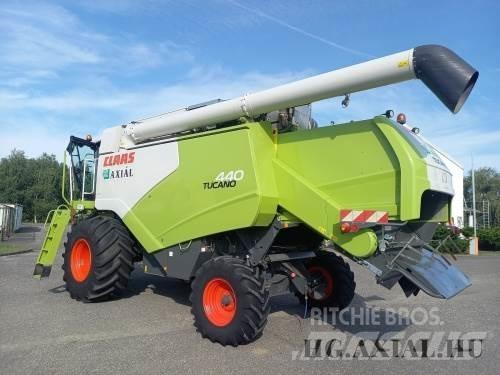 CLAAS Tucano 440 Комбайни