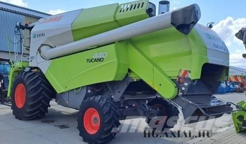 CLAAS Tucano 440 Комбайни