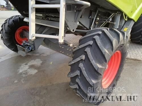 CLAAS Tucano 450 Комбайни