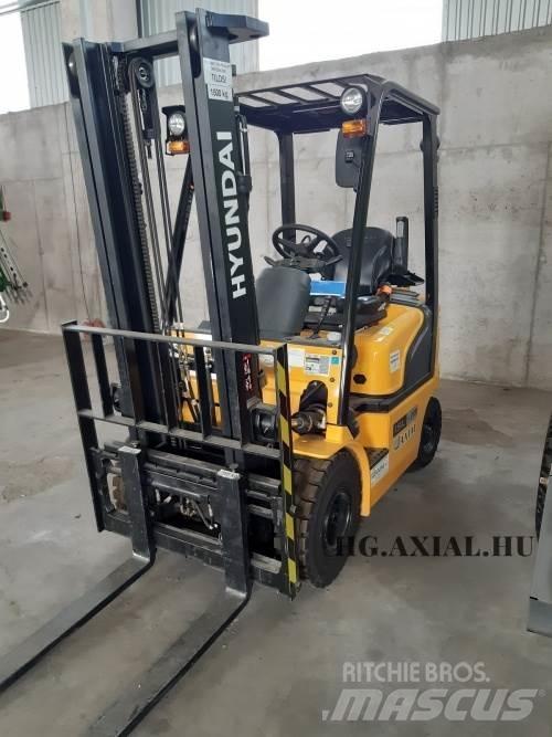 Hyundai 15L-7M Селскостопанство - Други