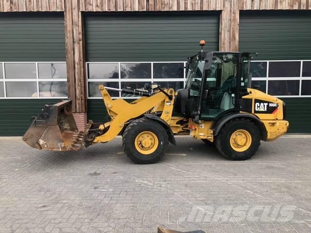 CAT 906 H 2 Колесни товарачи
