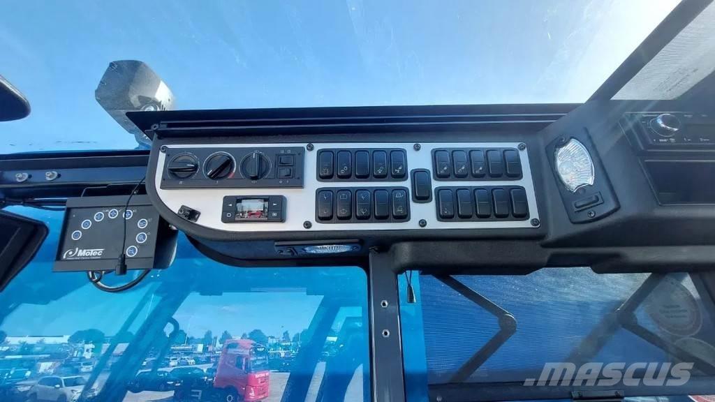 Demag AC220-5 Всъдеходни кранове