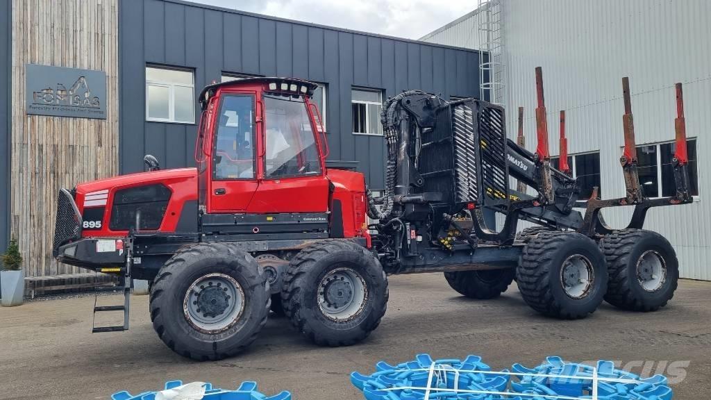 Komatsu 895 Форуардери