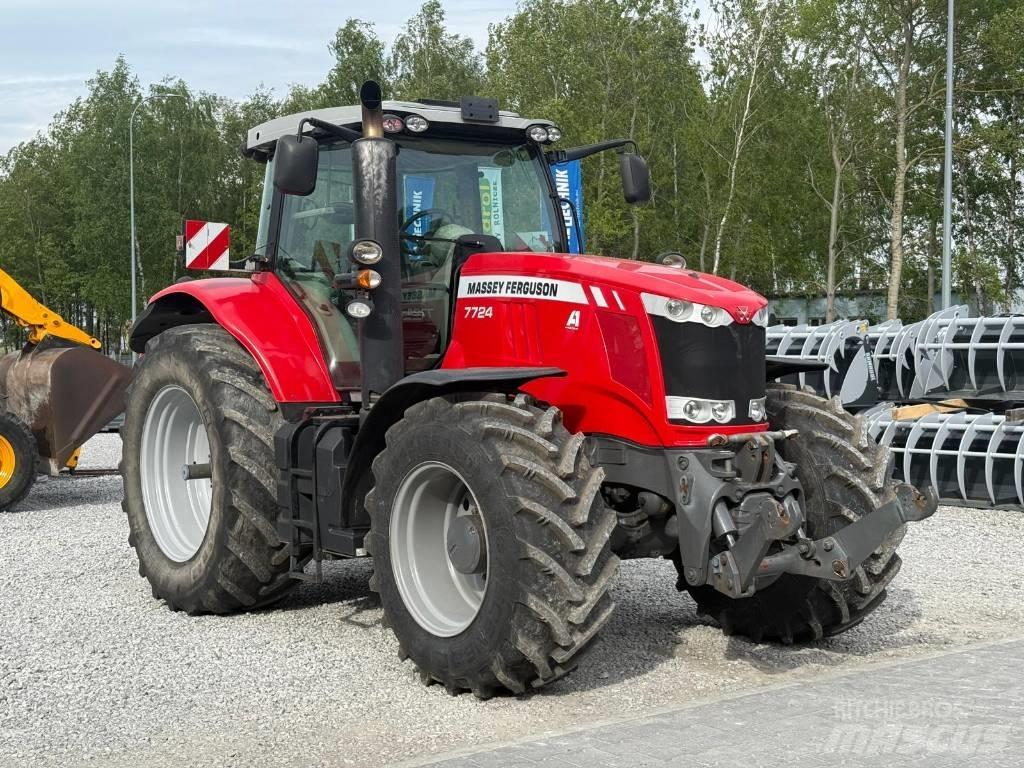 Massey Ferguson 7724 Трактори