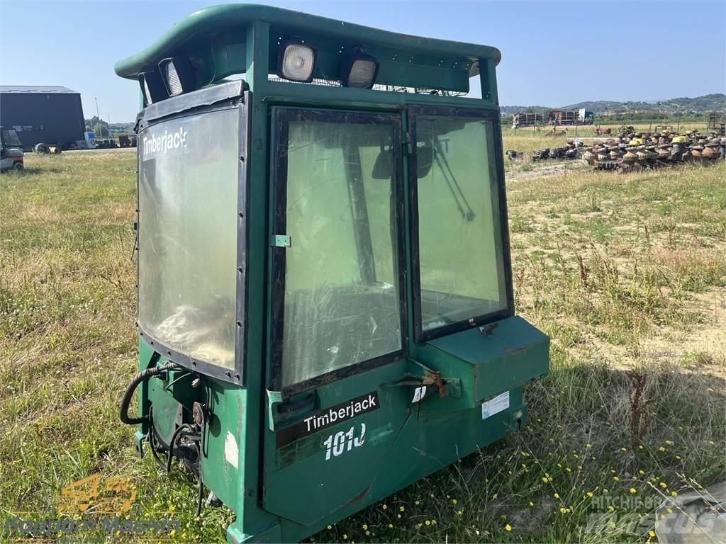 Timberjack 1010 Кабина