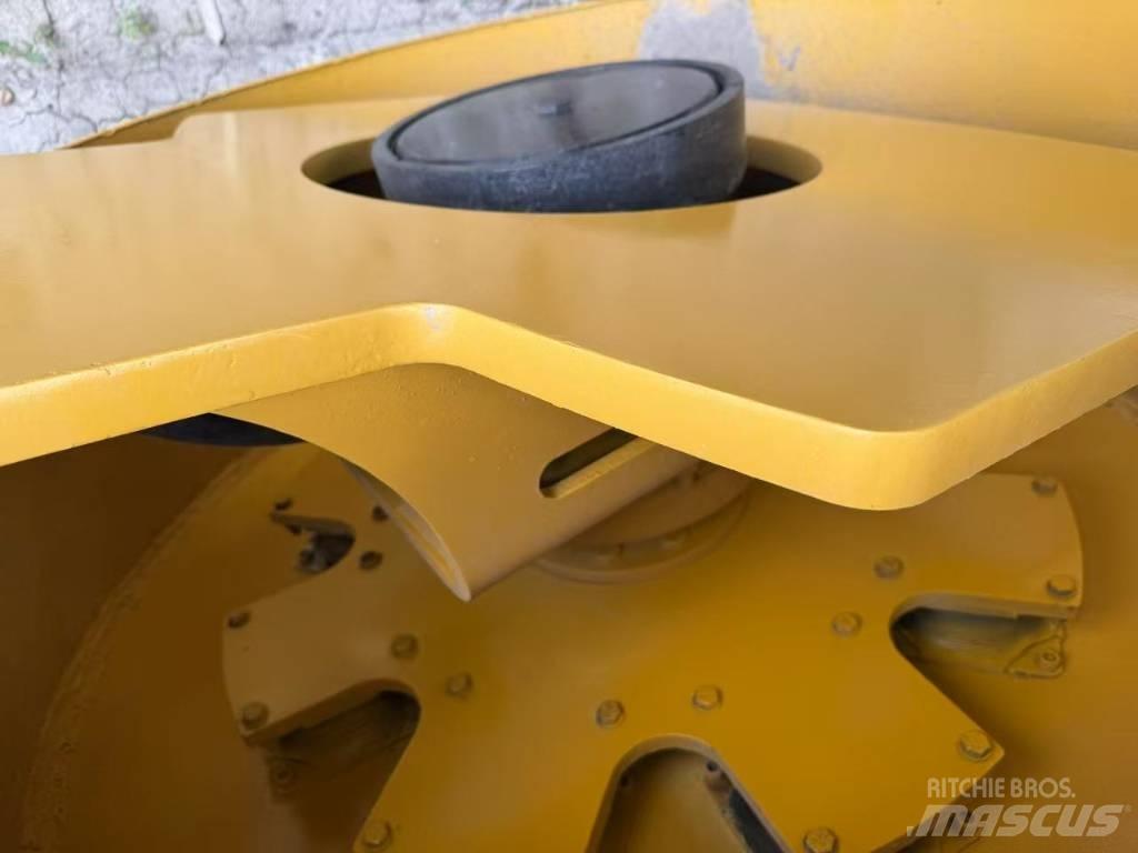 Dynapac CC 522 Двойни барабанни ролки
