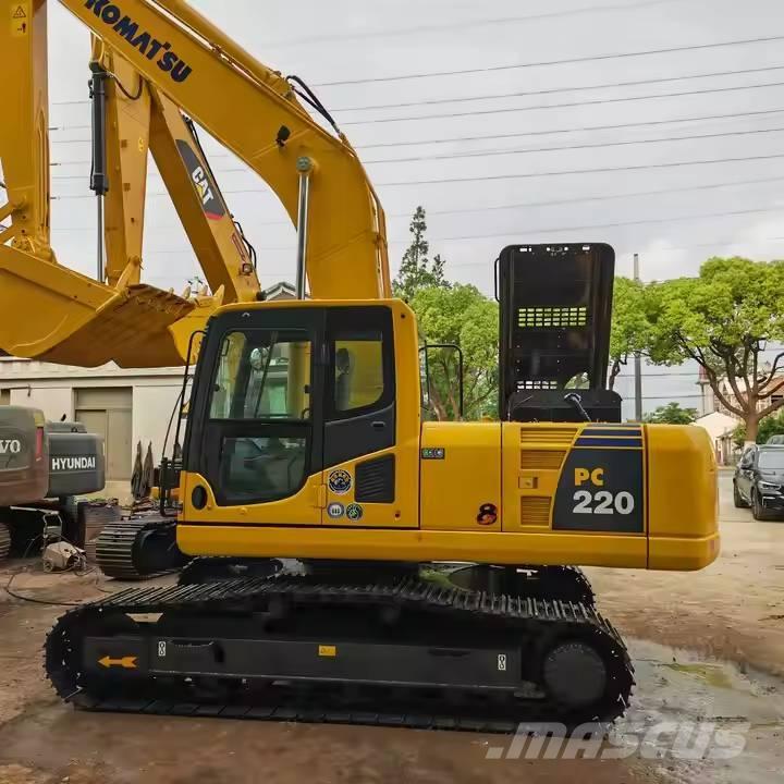 Komatsu PC220-8 Верижен екскаватор