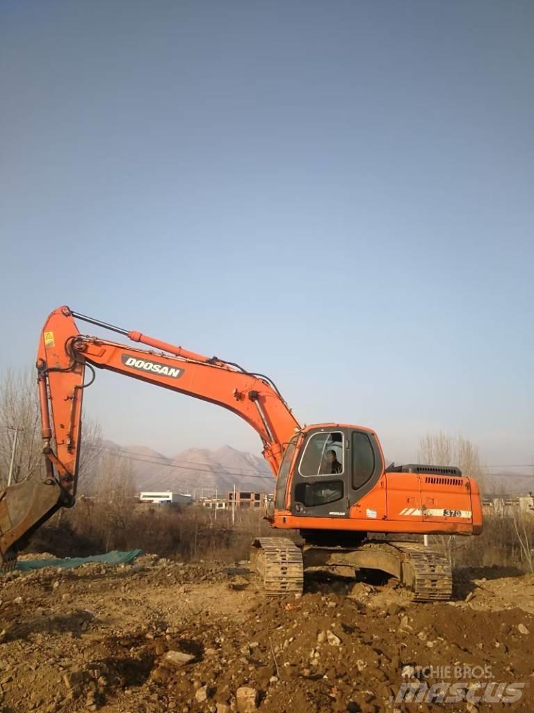 Doosan dx225 Верижен екскаватор