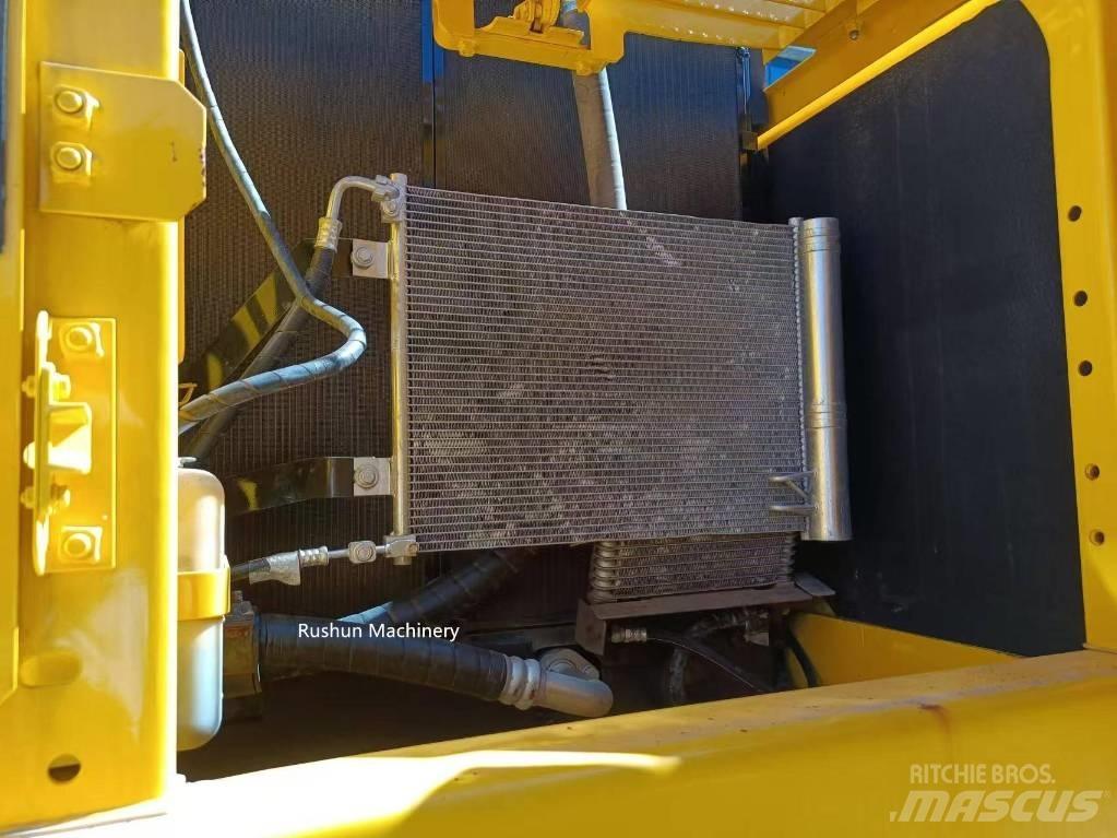 Komatsu PC 200 Средни екскаватори 7т - 12т