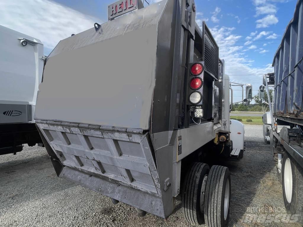Peterbilt 330 Камиони за отпадъци