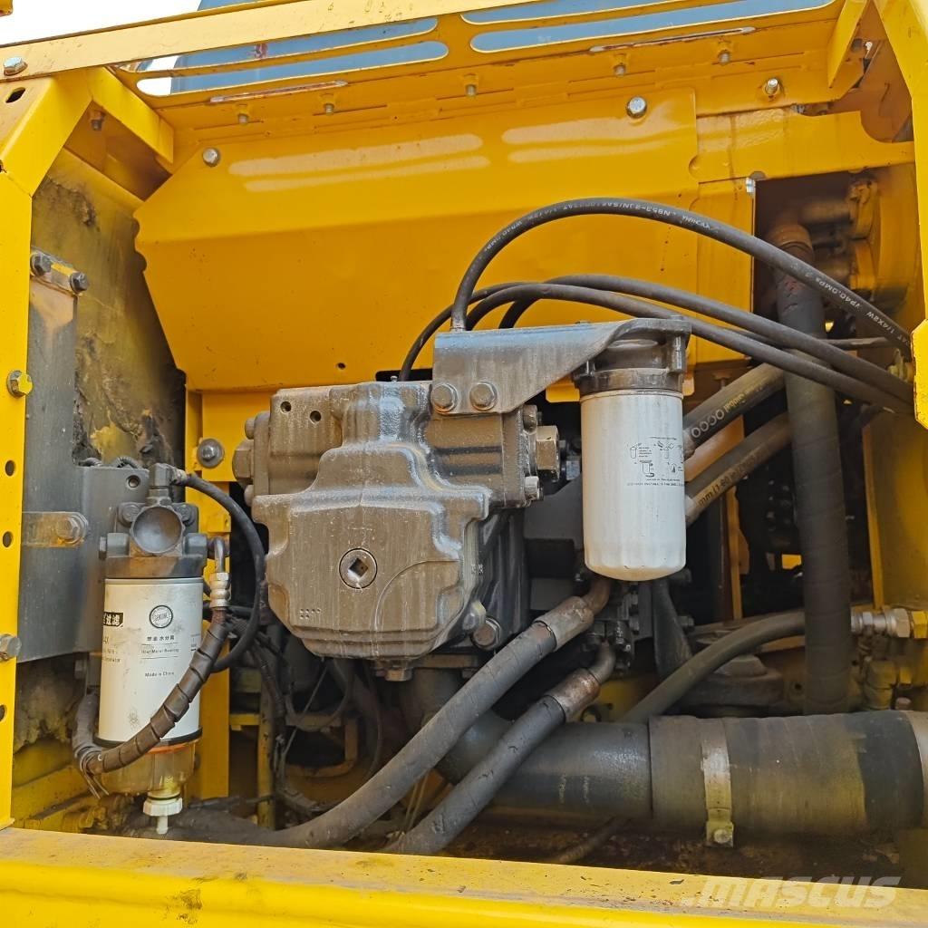 Komatsu PC 240 LC-8 Верижен екскаватор