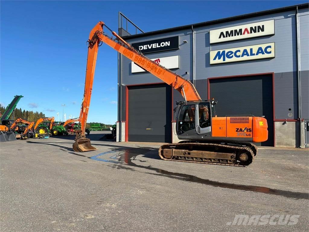 Hitachi ZX210LC-3 Екскаватори с дълго рамо