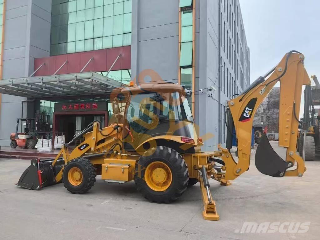 CAT 420 F Товарач със заден ексватор