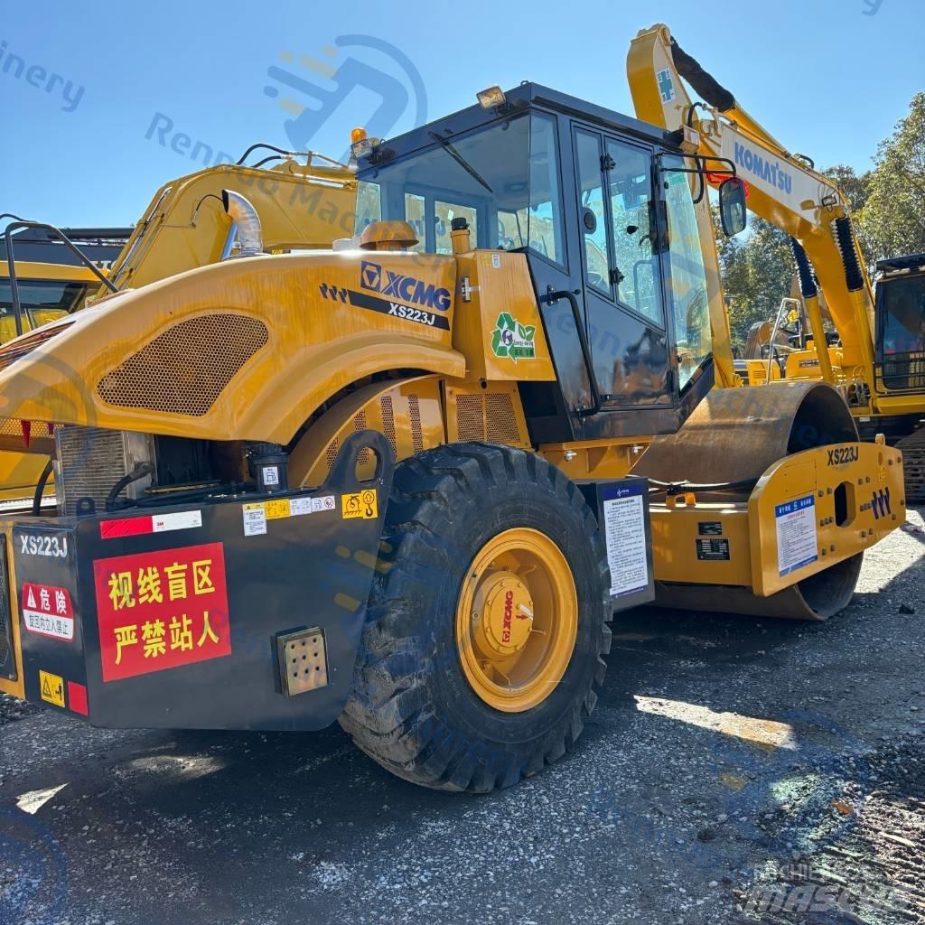 XCMG XS223J Еднобарабанни ролки
