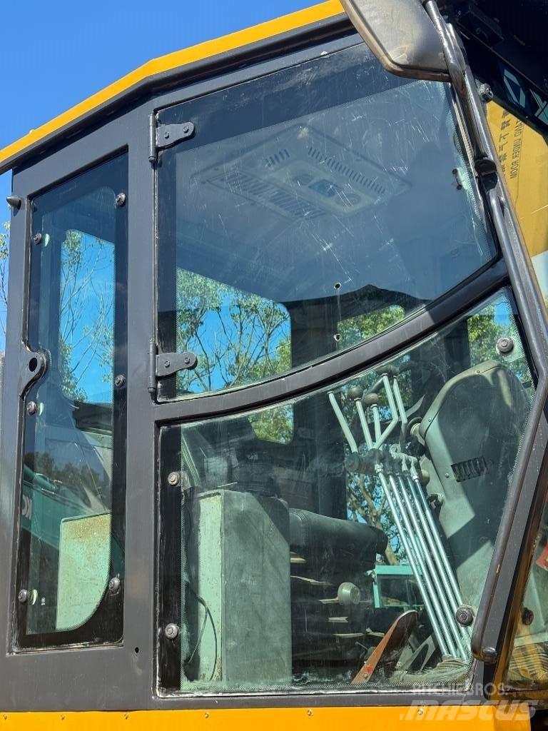 XCMG GR 180 Грейдери