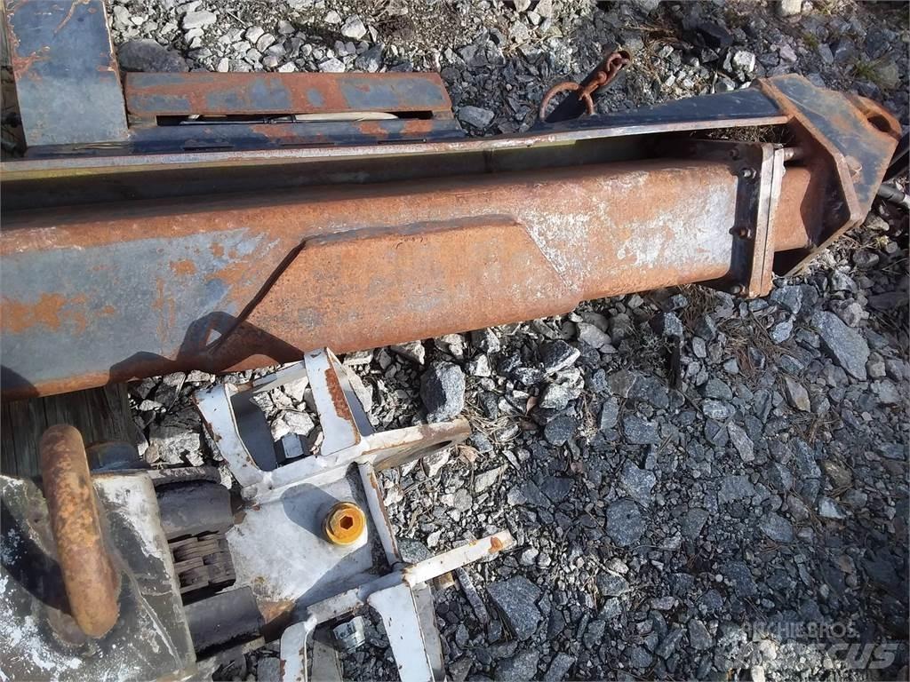 CAT 2200 Карнове за харвестери