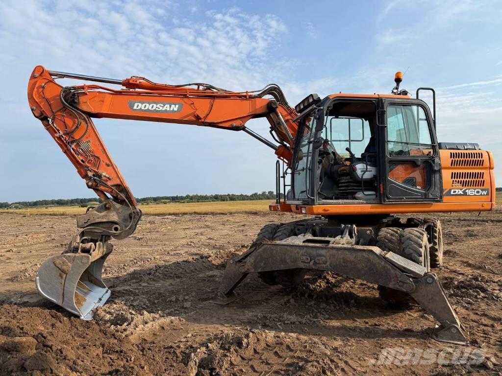 Doosan DX 160 W-3 Колесни екскаватори