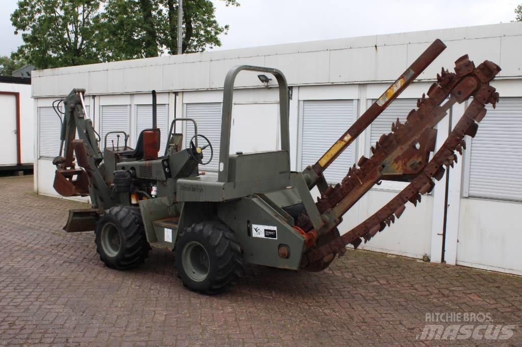 Ditch Witch 3210 Изкопни машини