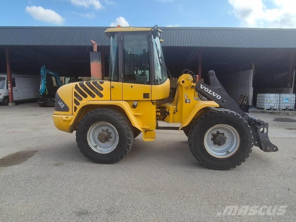 Volvo L 40 B Колесни товарачи