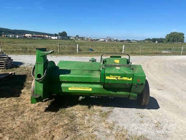 John Deere 3950 Фуражни комбайни