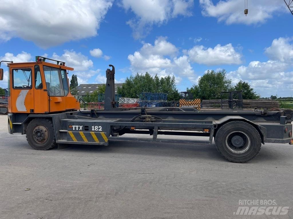 Kalmar 182 A L2 C!8 Терминални трактори