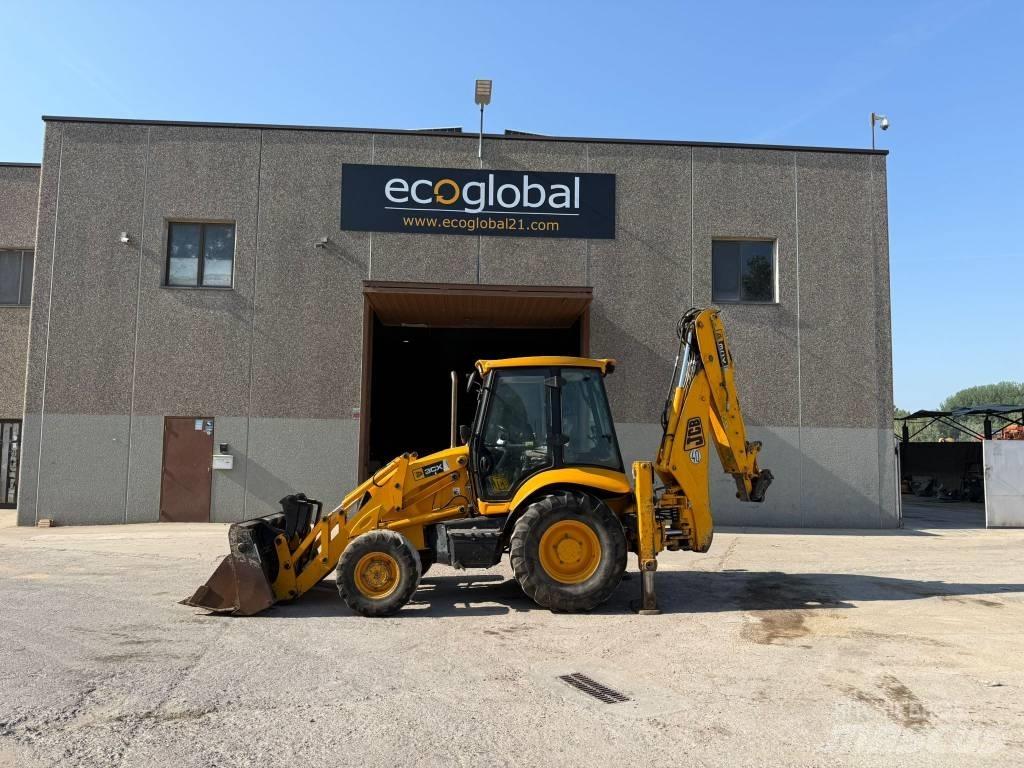 JCB 3 CX Товарач със заден ексватор