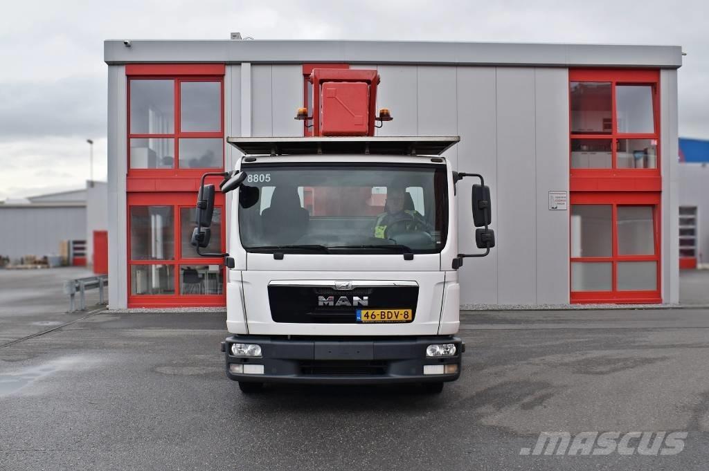 Ruthmann T 330 Моторизирани платформи с талига