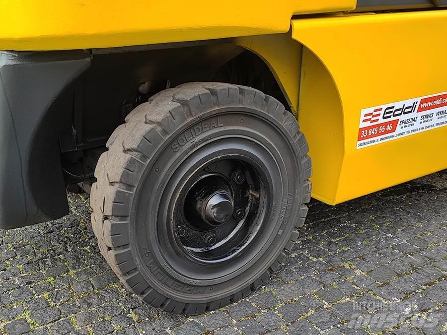 Komatsu FG40T-7 Камиони с АГУ