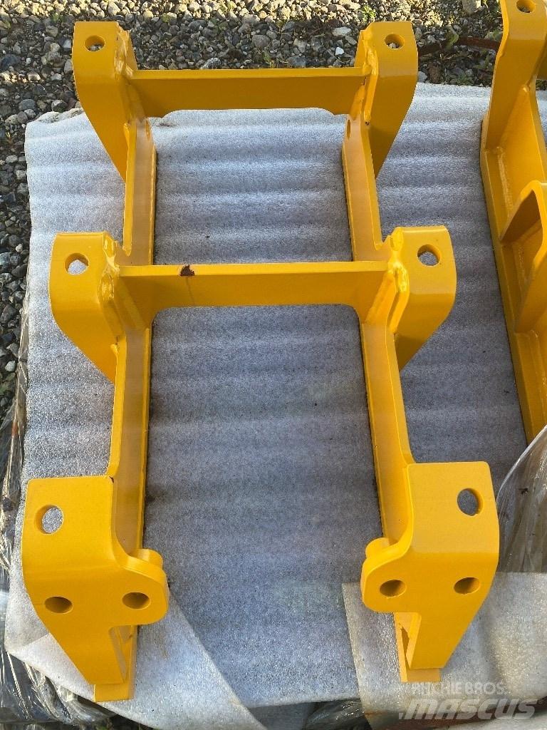 Komatsu D65PX Верижни булдозери

