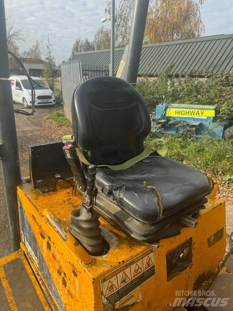 Thwaites 3 ton Странични самосвали