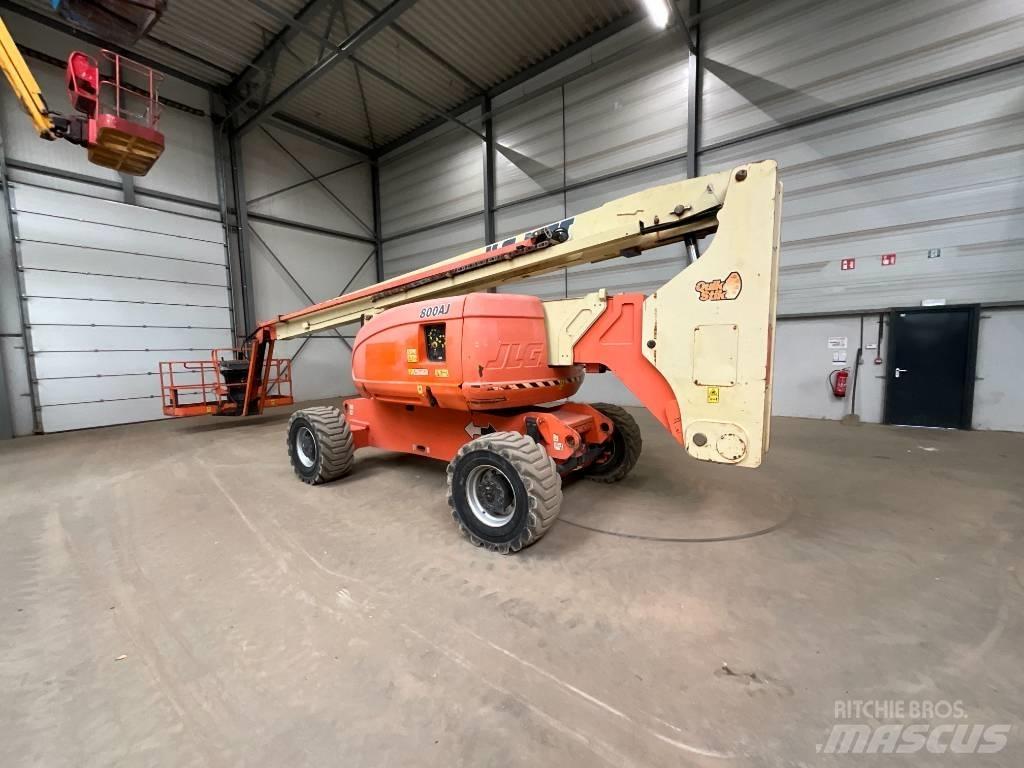 JLG 800 AJ Съчленени стрелови подемници