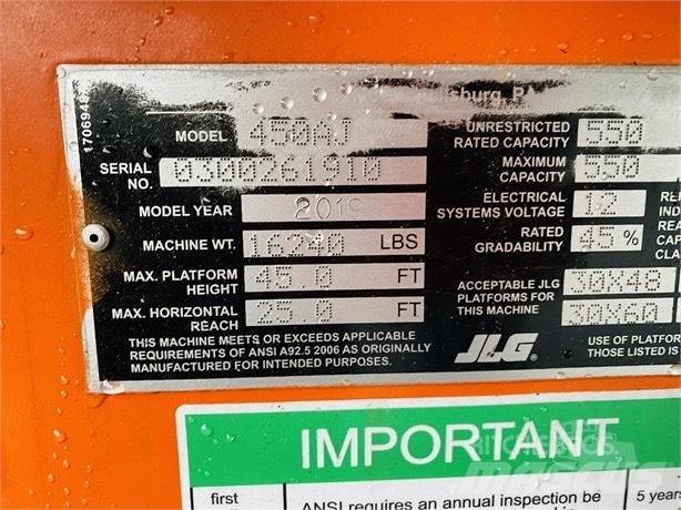 JLG 450 A Съчленени стрелови подемници