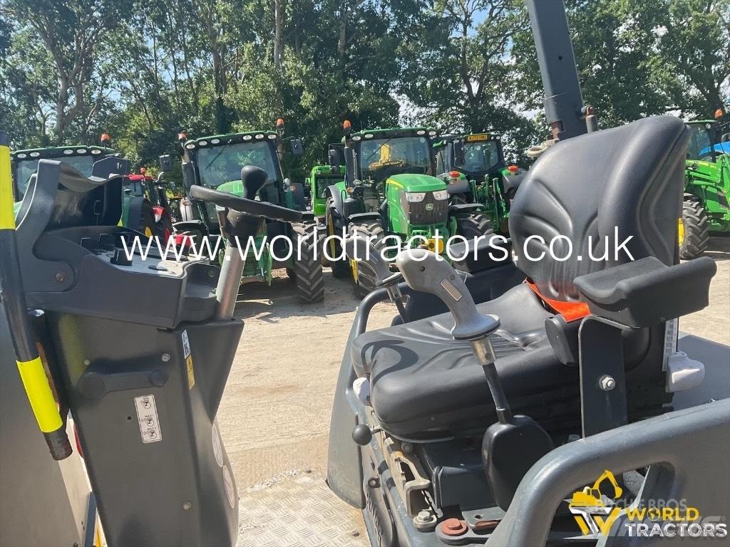 Bomag BW 138 AD-5 Двойни барабанни ролки
